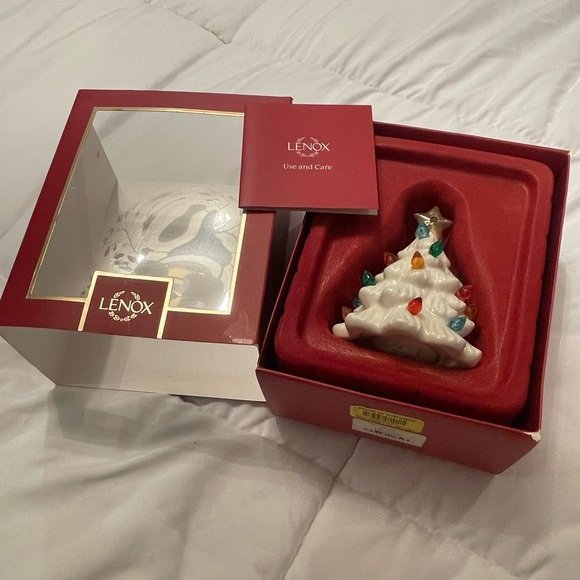 LENOX Treasured Traditions Lit Tree Ornament Christmas Holiday Decorations - Picture 2 of 13